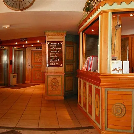 Aparthotel Montana Soleil By Village Montana 4*