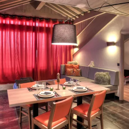 Village Montana Apartahotel 4*